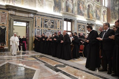 Udienza del Papa con i docenti e gli studenti dell'Istituto Patristico Augustinianum